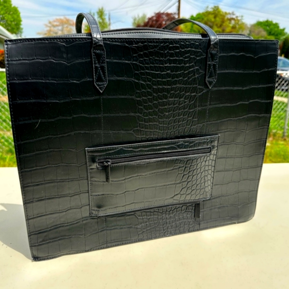 Lightly used Handbag - Black BEIS Work Tote LG size